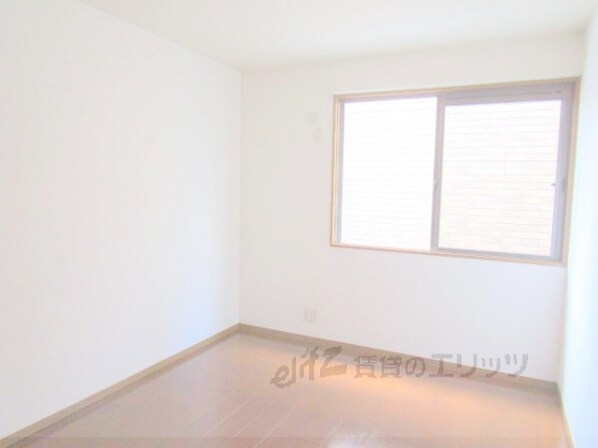 ガーデンビレッジB棟の物件内観写真